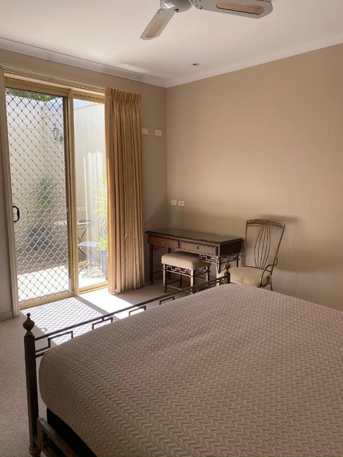 Aparthotel Acacia Terraces Echuca Esterno foto