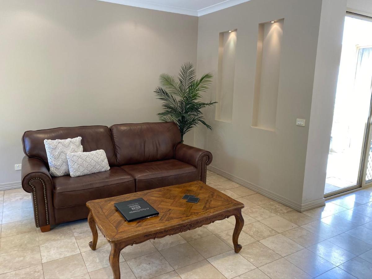 Aparthotel Acacia Terraces Echuca Esterno foto