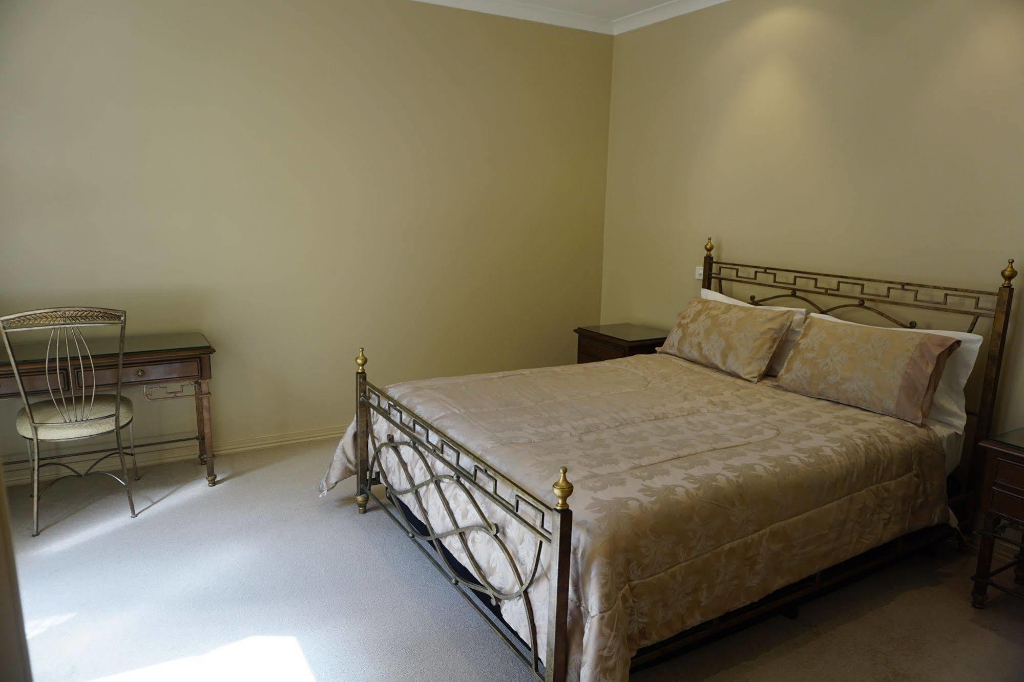 Aparthotel Acacia Terraces Echuca Esterno foto